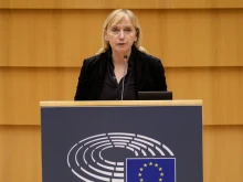 Елена Йончева към Жозеп Борел: Дали, ако заложниците на хутите бяха от по-голяма европейска държава щеше да се стигне до тук