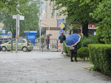 Топим се с десет души на час