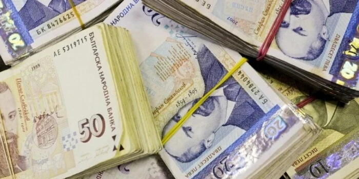 В Пловдив арестуваха трима, заплашвали и изнудвали жена за 173 000 лева