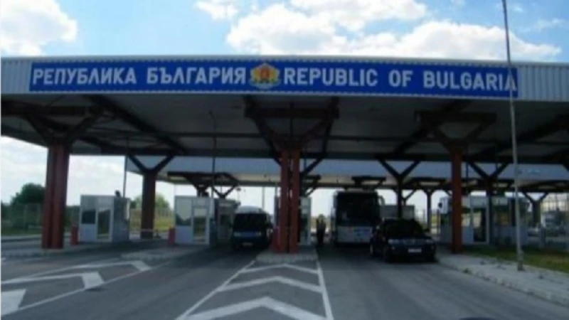 Интензивен трафик на някои от граничните пунктове с Румъния