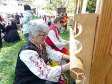 Вековна история в багри разказва за килимарството деветия Фестивал на Чипровския килим