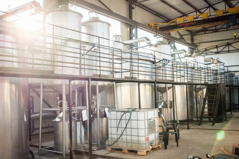 За близо 1,4 млн. лева продават апетитна фабрика за производство на етерични масла в Пловдивско