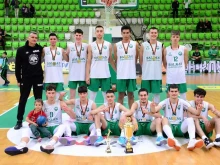 Александър Везенков награди юношеския ни баскетболен шампион