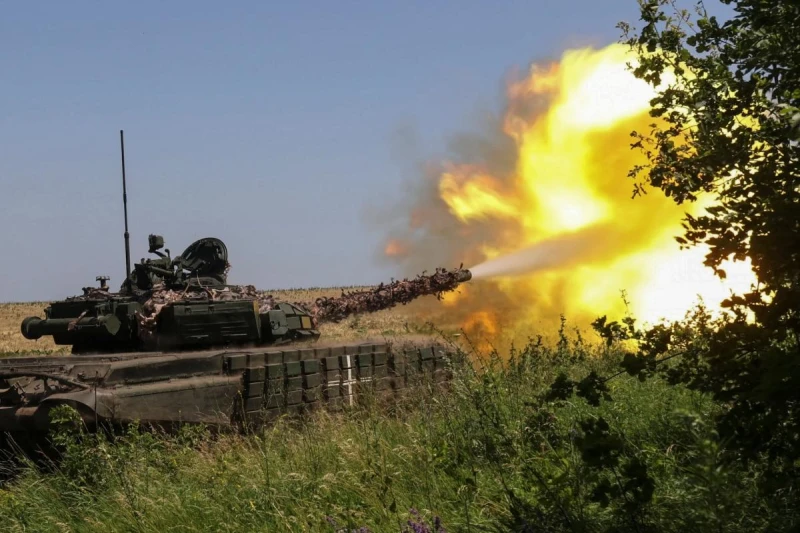 Sky News: Русия струпва сили за голяма лятна офанзива в Донецка област
