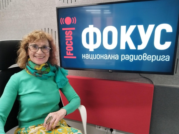 Проф. Анна Кръстева: Борисов актуализира ловката си сделка с Брюксел чрез лидерските амбиции на Урсула фон дер Лайен