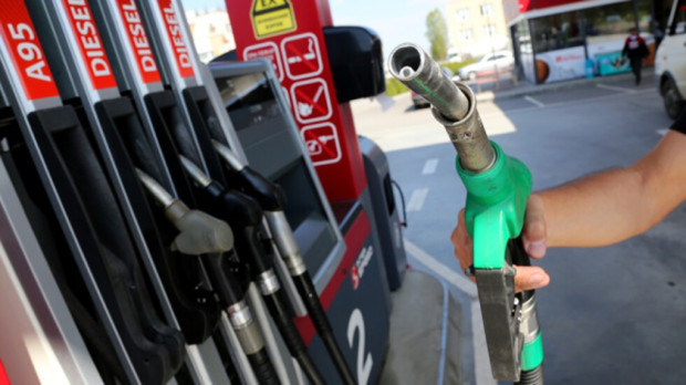 Със 6 стотинки за литър е поскъпнал най-масовият бензин – А 95