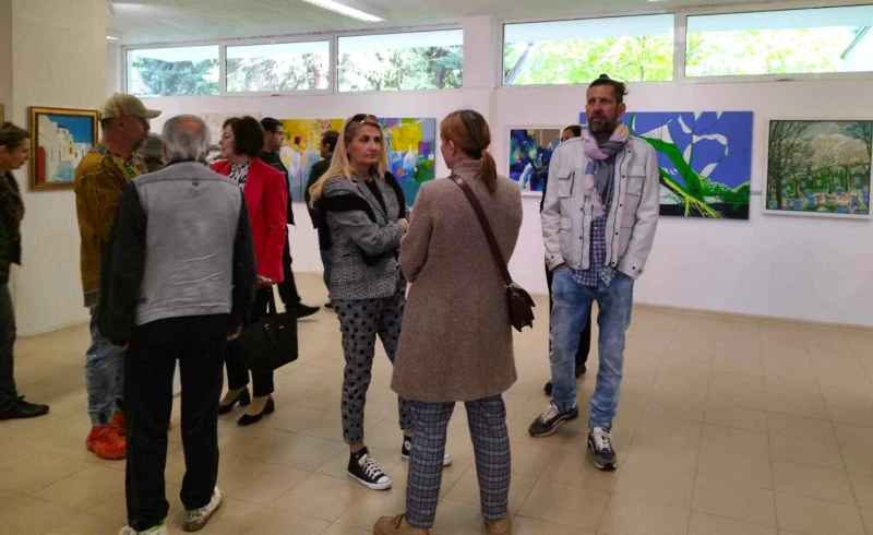 Дружеството на плевенските художници гостува с изложба в Орешака