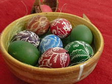 В работилница "Шарена перашка" децата ще се учат как да боядисват великденски яйца и да съхраняват традициите