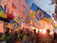 Заради обвинения в неонацизъм: Изключиха "Азов" от достъпа до западни оръжия, бойците му не се допускат и до тренировки с НАТО