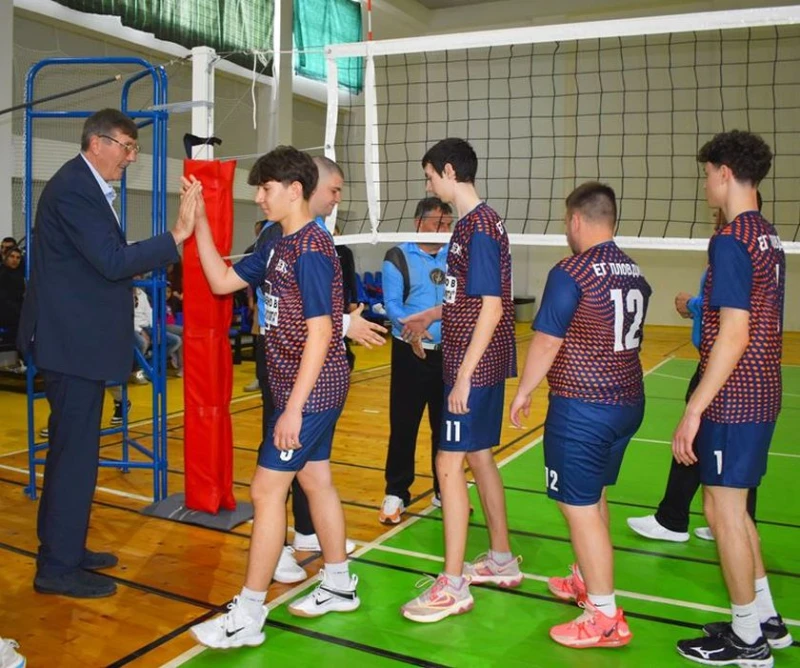 Министърът на младежта и спорта посети Разград