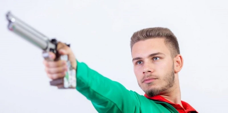 Олимпиецът ни Кирил Киров осми на СК по спортна стрелба в Баку