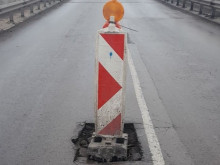 Дунав мост частично пропадна