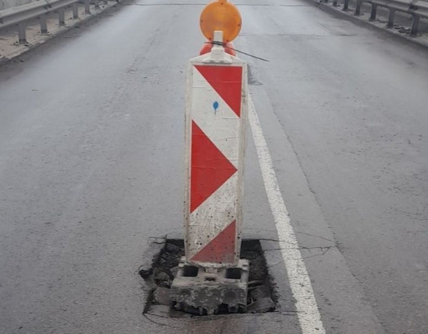 Важно за шофьорите: Има частично пропадане на Дунав мост при Русе