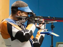 Антон Ризов остана извън финала на 10 метра пушка в Баку