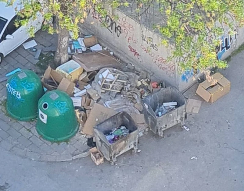 Боклук в центъра на Пловдив