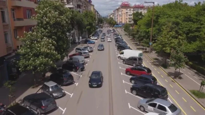 Таксиметровите шофьори готвят протест заради маркировката на столичния бул. "Витоша"