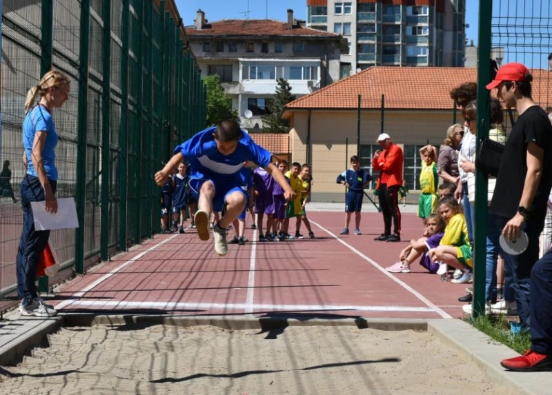 Започва детският спортен празник "Пламъчета сини" в Ловеч