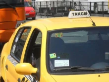 Таксиметров шофьор ограби русенка точно преди празниците