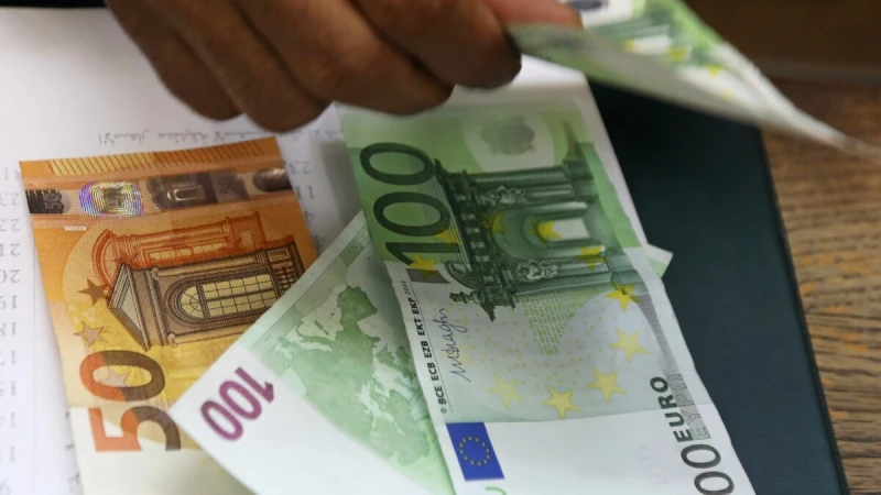 Германско икономическо издание: Готова ли е България за еврото? "Впечатляващо представяне", но и един проблем