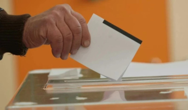 Хартиените бюлетини на изборите за национален и европейски парламент ще