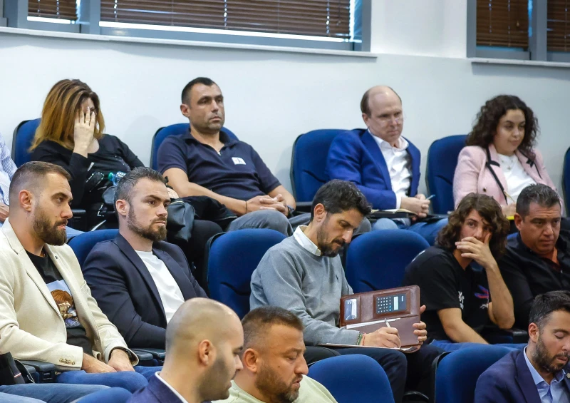 Всички решения след важната среща за българския футбол
