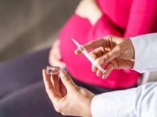 Педиатър успокои: Ваксината за коклюш е напълно безопасна за бременни и бебета