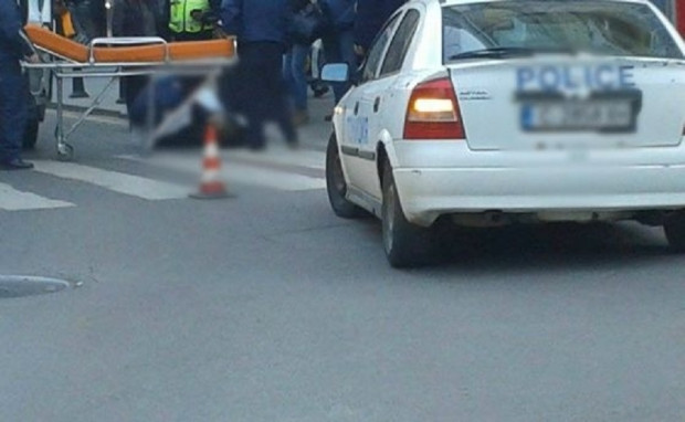 Таксиметров шофьор помете пешеходка в Шумен. Това научи Фокус от