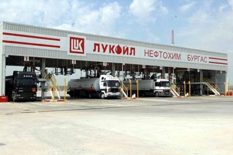 Ето какво се случва в "Лукойл" ЕООД и "Нефтохим Бургас", стана ясна причината за голямата проверка в складовете!