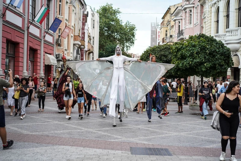 Какво да очакваме от Фестивала за улични и градски изкуства "6Fest" в Пловдив 