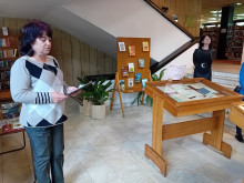 Изложба на старопечатни, редки и ценни издания откриха в библиотеката в Смолян