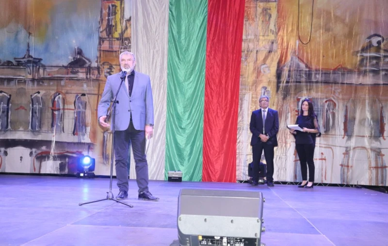 Областният управител на Русе: Развитието на "Дунарит" е гаранция за просперитета на града и региона