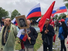 Адвокат: Някои българи почиват по Беломорието, децата им учат в престижни американски университети, но на 9 май стават русофили