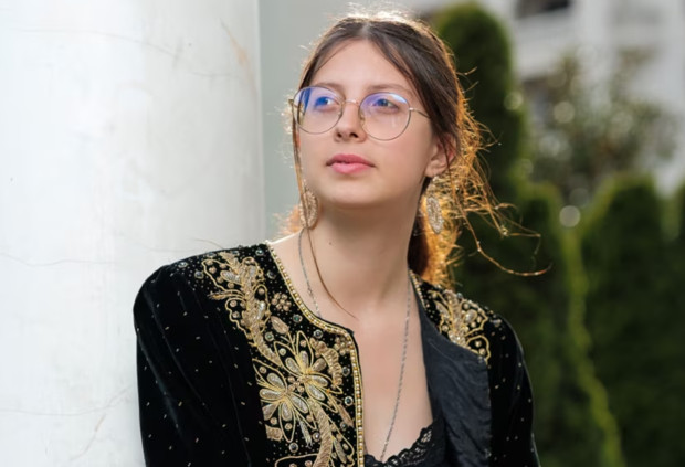</TD
>Талантлива млада българка постигна международен успех. 19-годишната Божана Славова прослави