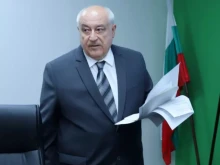 Изнудват бивш министър с порно