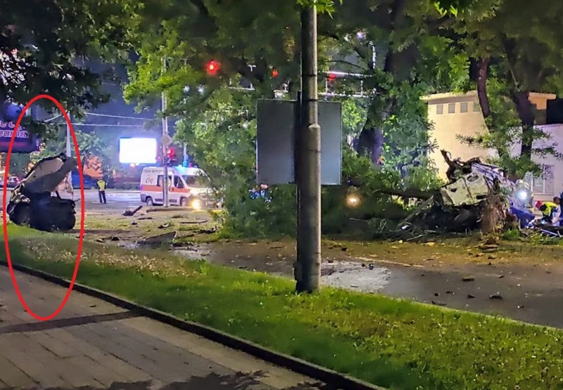 Абсолютно неразпознаваем е джипът, в който са загинали младежите
