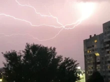 Meteo Balkans предупреди: Идват гръмотевични бури