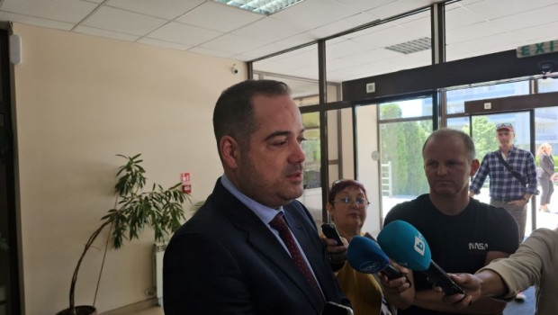 Министърът на вътрешните работи Калин Стоянов е на посещение в