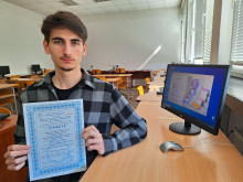 Дванадесетокласник от Велико Търново с отличие по информационни технологии