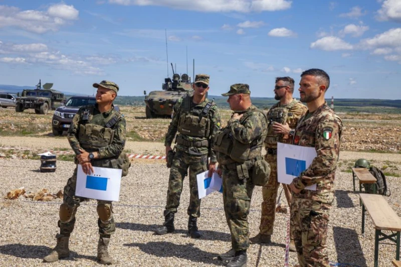 Формирования от Сухопътните войски участваха в тактическо учение на многонационалната бойна група на НАТО в България