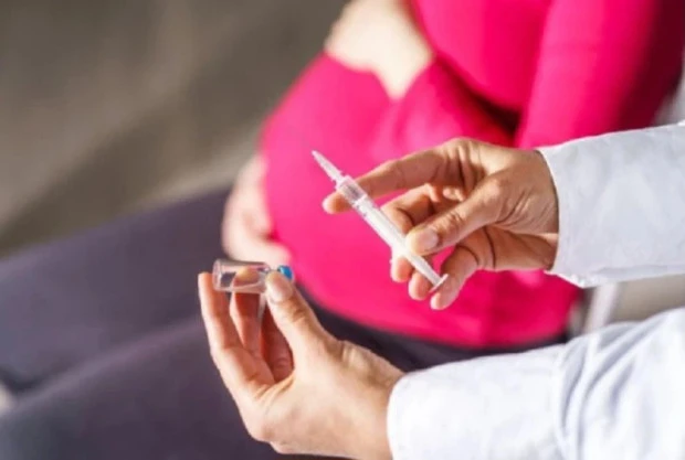 Вече 5 бременни жени от русенско са ваксинирани срещу коклюш