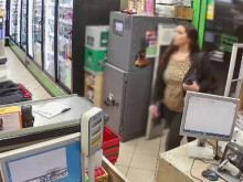 В София жена открадна кутия с дарения за болно момиче