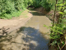 След сигнали на столичани: Почистиха коритото на река Какач