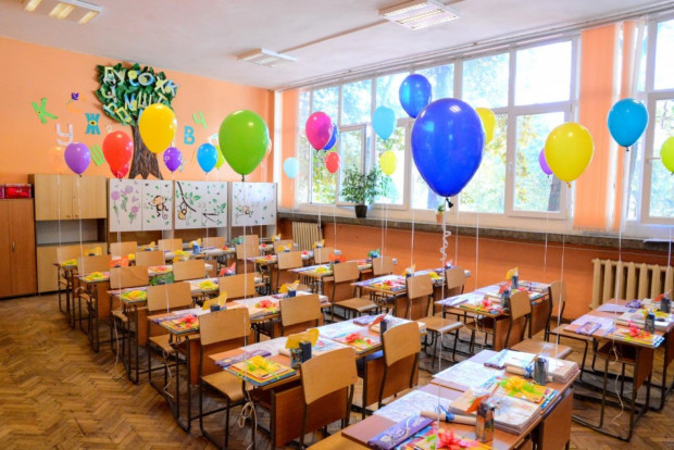 Стартира кандидатстването за първи клас в Община Казанлък