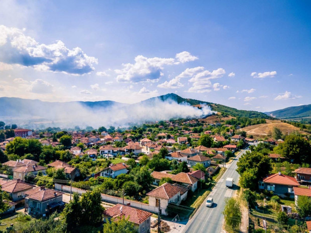 Издирват 57 годишен мъж от село Новачене община Ботевград съобщиха от