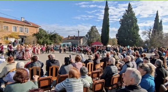 Танци и веселие се задават в старозагорско село