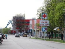 Кола удари 73-годишна жена до болница в Русе