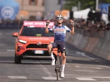 Французин взе успеха в днешния етап на Джирото, Погачар продължава да води