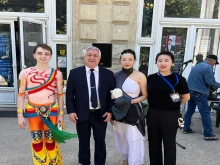 Русенският университет участва в Уикенд Туризъм - Русе с китайски танци и песни