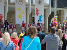 Над 1 300 певци и танцьори от няколко държави превзеха Благоевград с голям детски фестивал