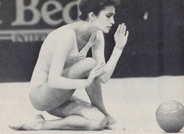 Тя е едно от "златните момичета" на Нешка Робева и е единствената двукратна носителка на световната купа по художествена гимнастика